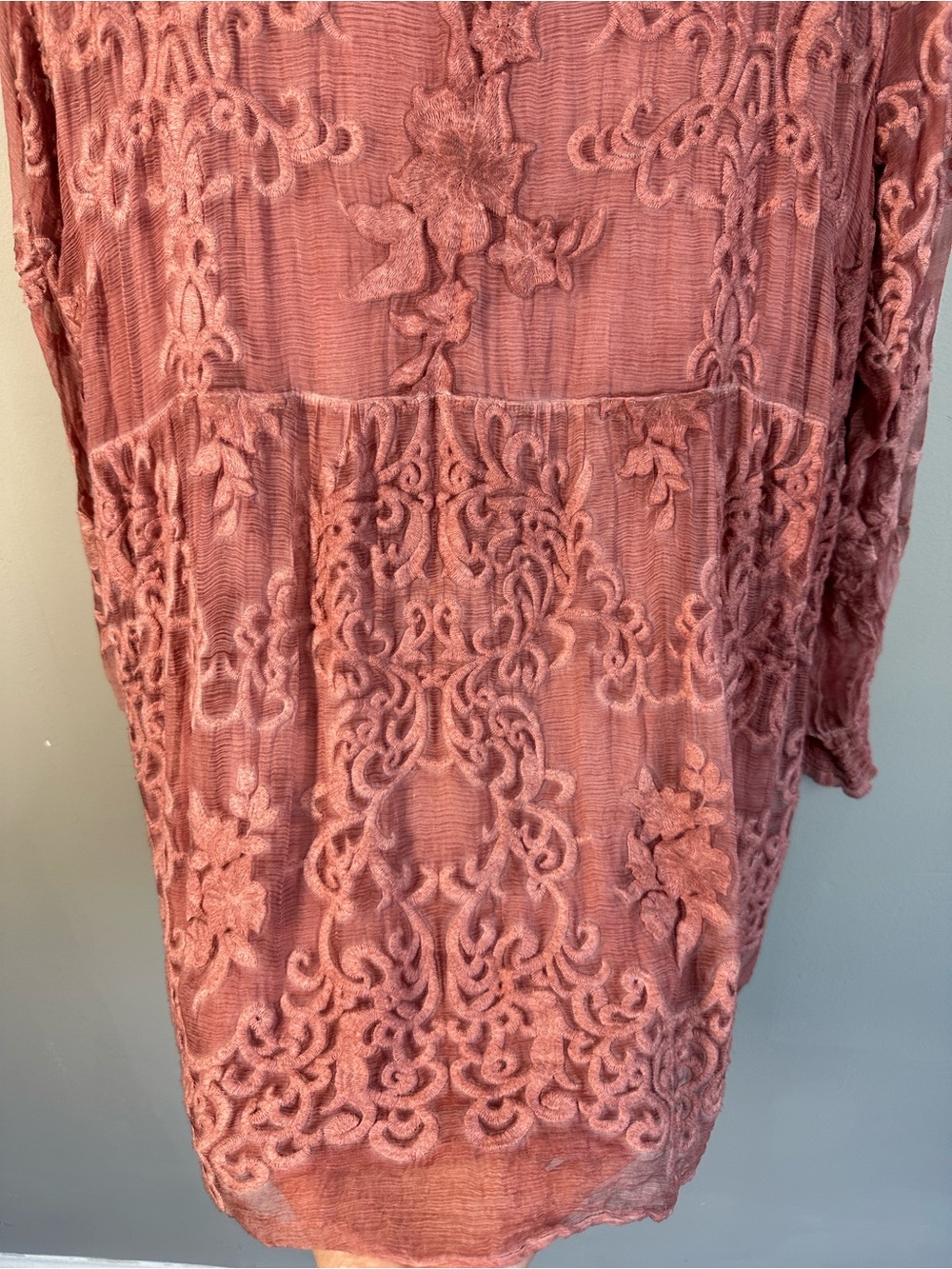 Soft Surroundings Mock Neck Silk Embroidered Blouse Size L Romantic Feminine - Picture 10 of 11